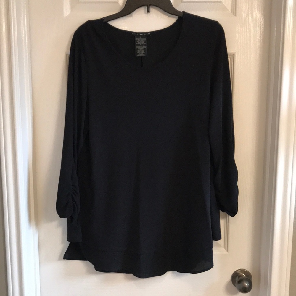 Grace Elements Black top